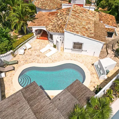 فيلة Mediterranean Villa, Private Pool , Chill-out , Bbq *